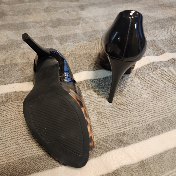 GUESS PUMPS - Picture 3 of 4